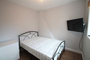 Bedroom- click for photo gallery